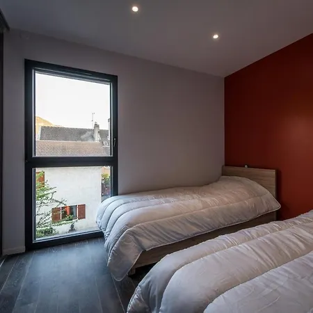 La Prairie Apartment *
